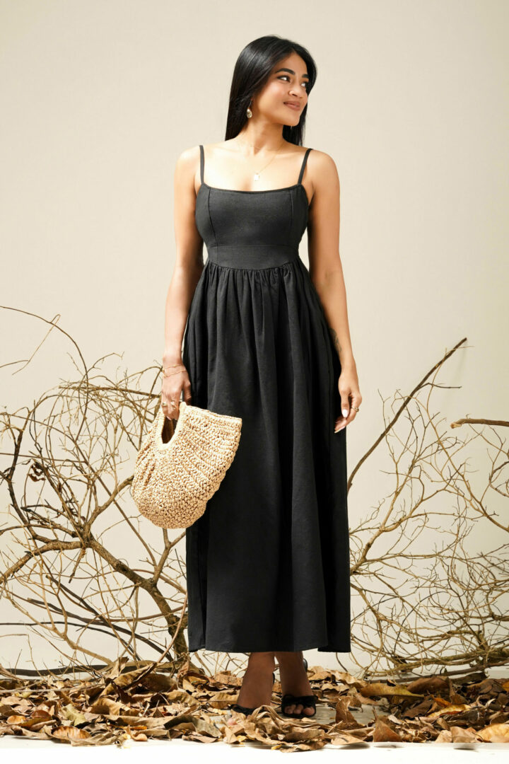 VIOLA BLACK MAXI DRESS