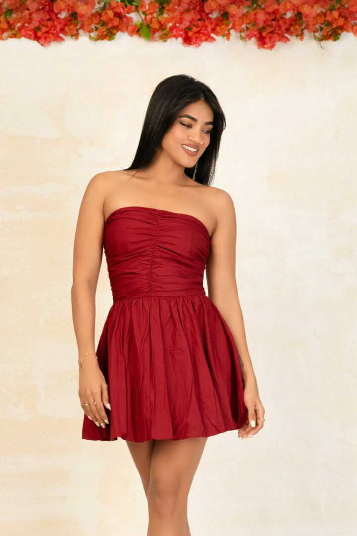 BUBBLE MAROON TUBE MINI DRESS