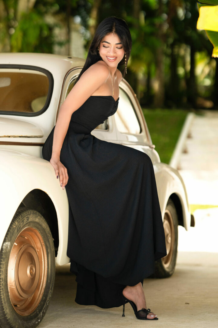 AVANI BLACK MAXI DRESS